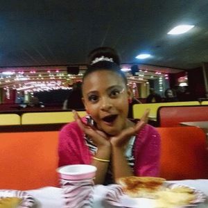 Meet your Posher, Bricella